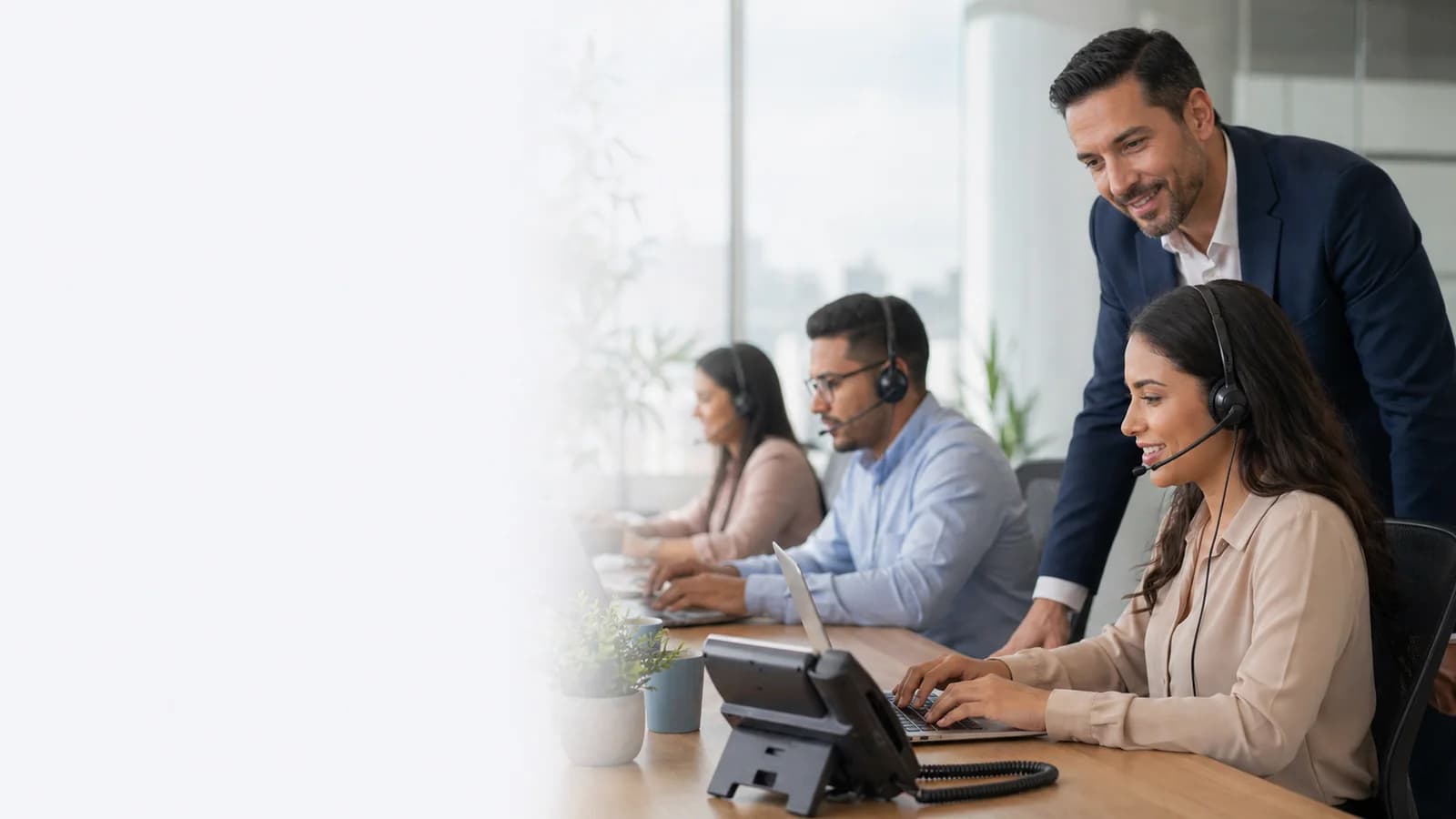 Linea de atencion empresarial con numero 800 sujeto a validacion de disponibilidad en Republica Dominicana